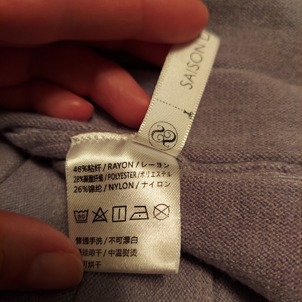 Pale blue woolen knitwear pleated skirt suit - Picture 5 of 6